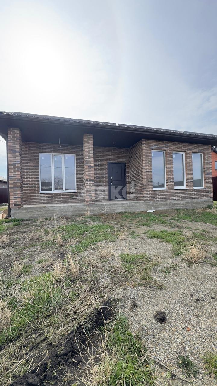 Фото №1: Дом 110 м² + 4 сот. - Кореновск, 1-й квартал, ул. Жуковского