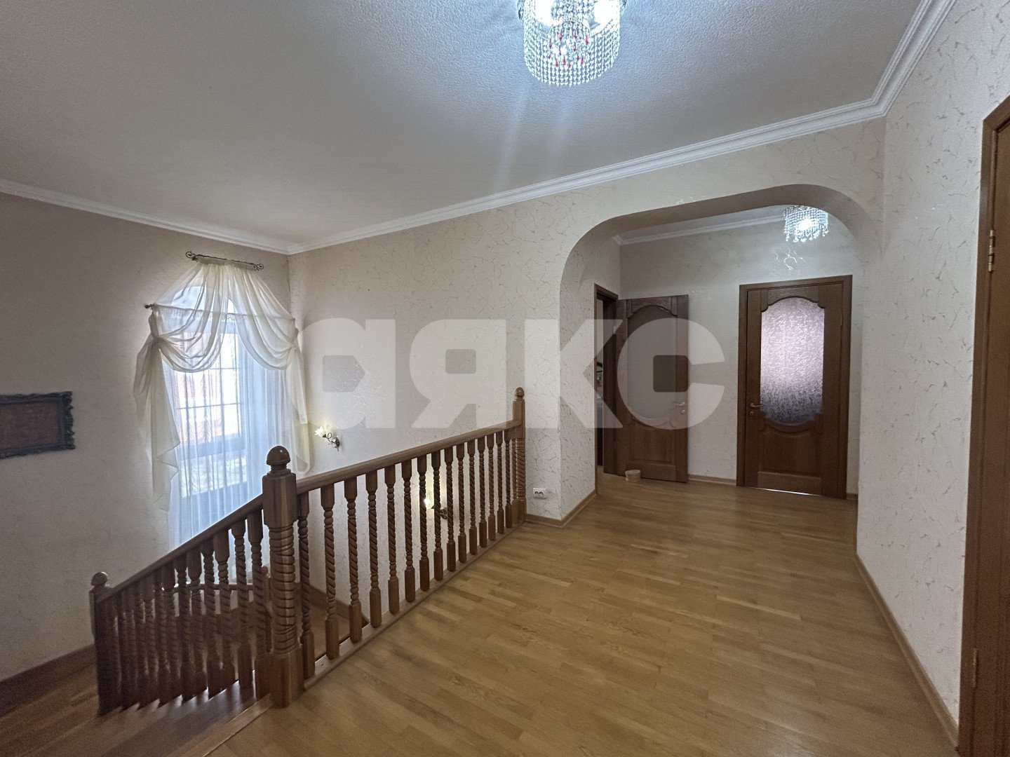 Фото №10: Дом 256 м² + 7 сот. - Горячий Ключ, Развилка, ул. Парковая