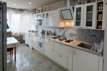 Фото №1: 3-комнатная квартира 104 м² - Горячий Ключ, мкр. Администрация, ул. Объездная, 2А