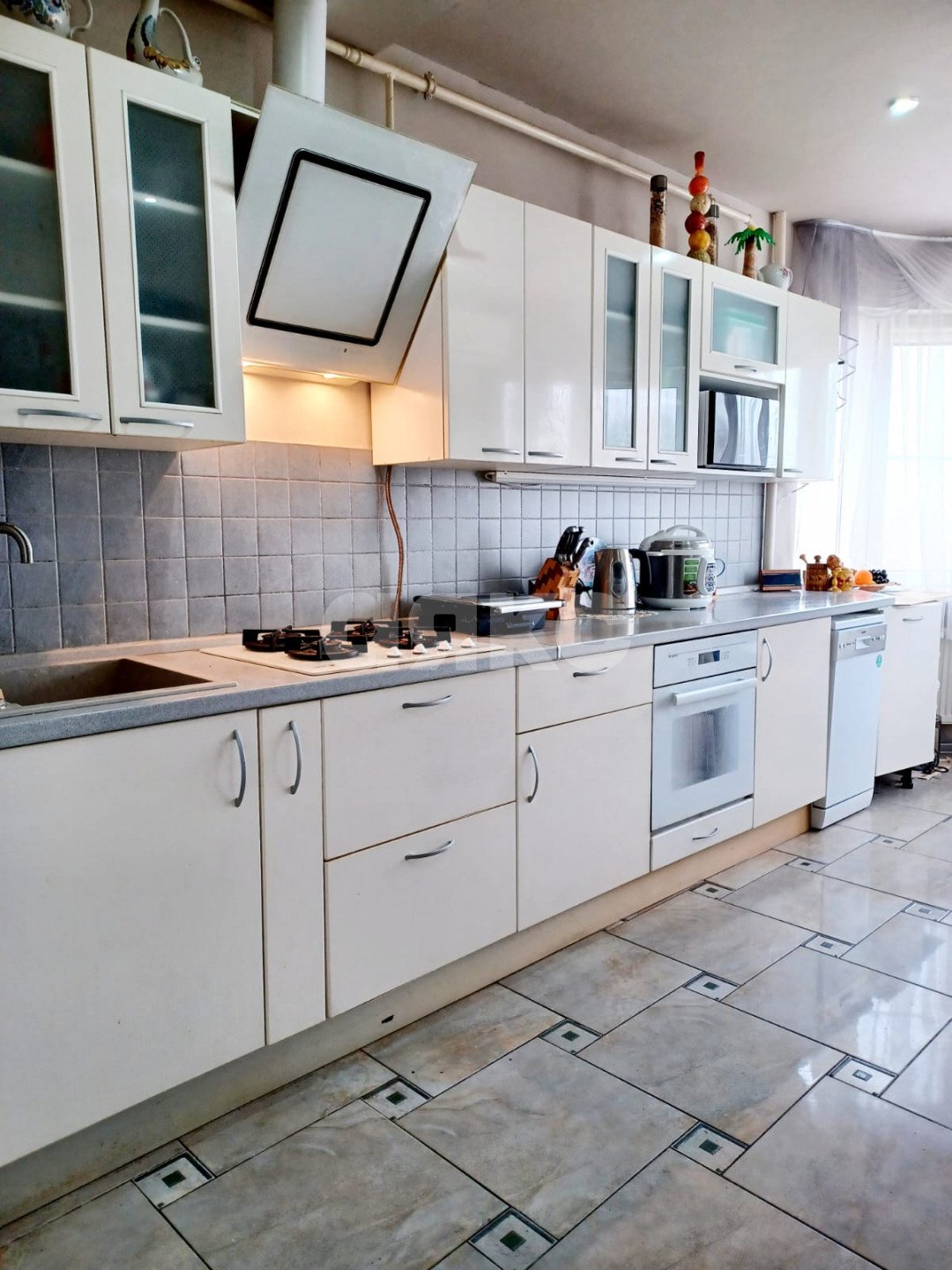 Фото №3: 3-комнатная квартира 104 м² - Горячий Ключ, Администрация, ул. Объездная, 2А