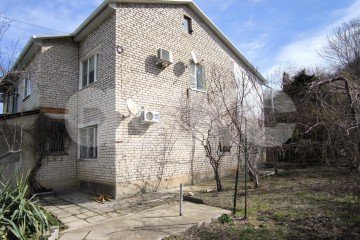 Фото №1: 4-комнатная квартира 81 м² - Горячий Ключ, мкр. Курортная Зона, ул. Щорса, 22В