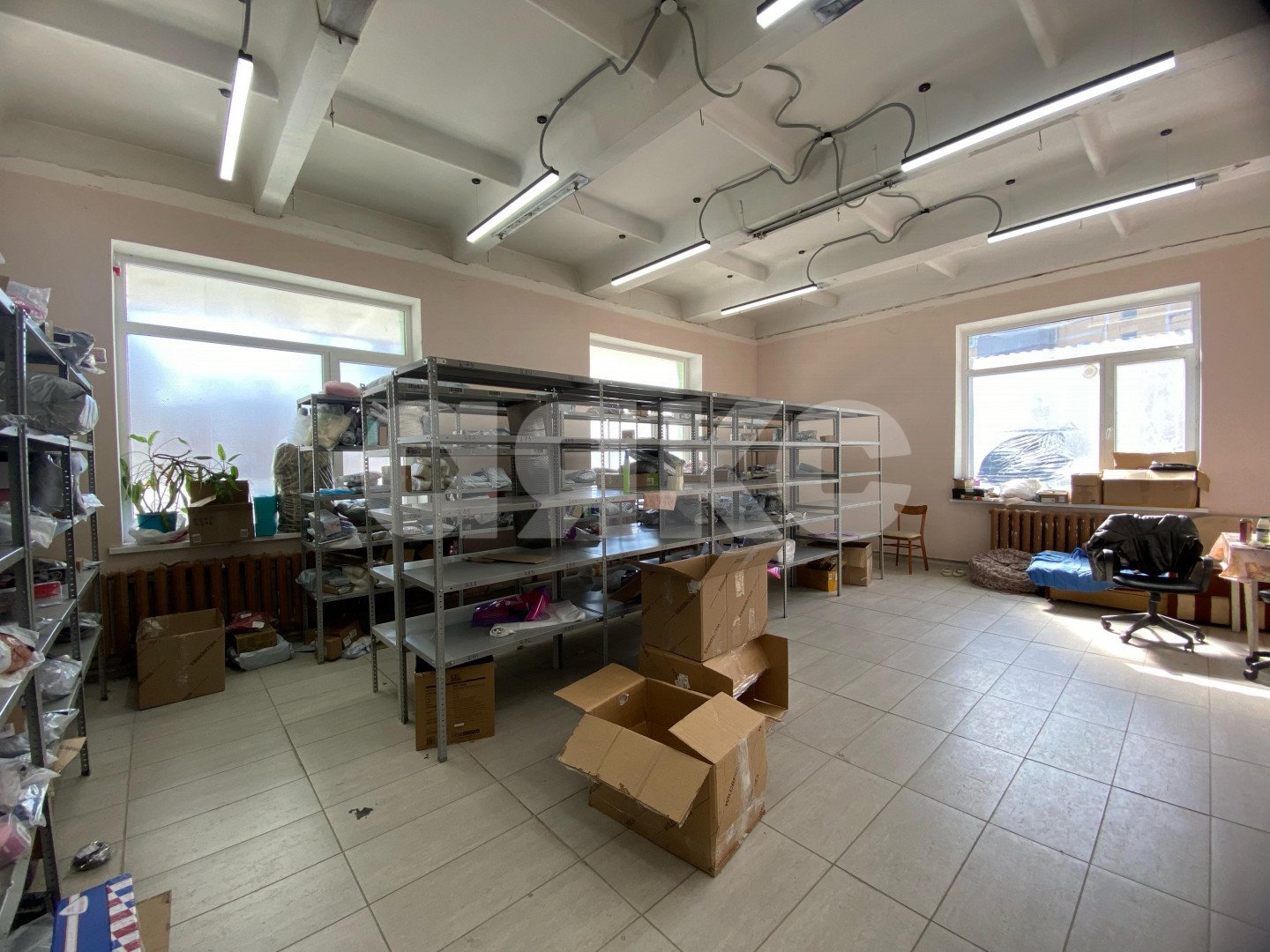 Фото №6: Коммерция 135 м² - Майкоп, Шовгеновский городок, ул. Заводская, 3А