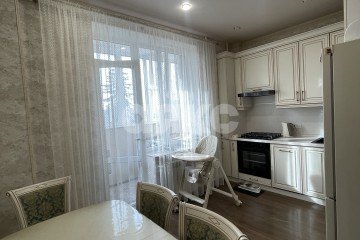 Фото №3: 1-комнатная квартира 40 м² - Майкоп, мкр. Центр, ул. Победы, 26