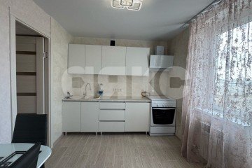 Фото №1: 2-комнатная квартира 55 м² - Симферополь, мкр. Немецкая слобода, ул. Стахановцев, 3