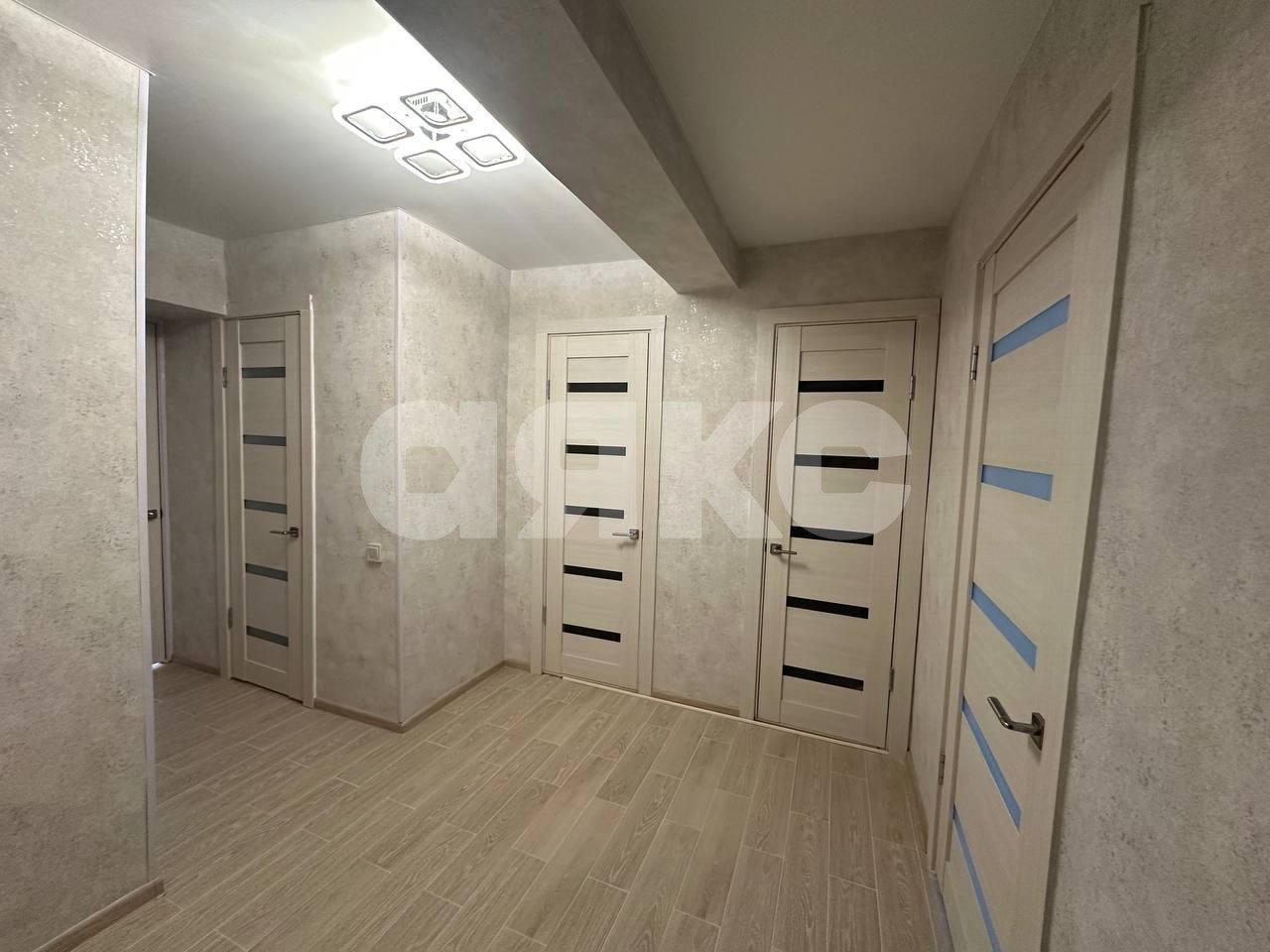 Фото №10: 2-комнатная квартира 55 м² - Симферополь, Немецкая слобода, ул. Стахановцев, 3