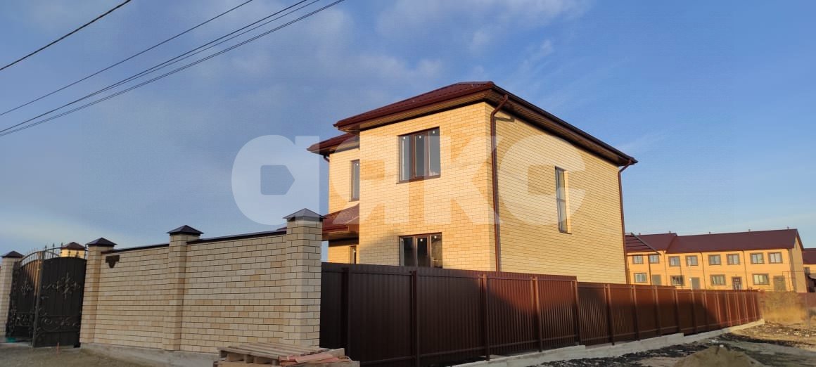 Фото №2: Дом 153 м² + 5 сот. - Татарка, ул. Роз, 411