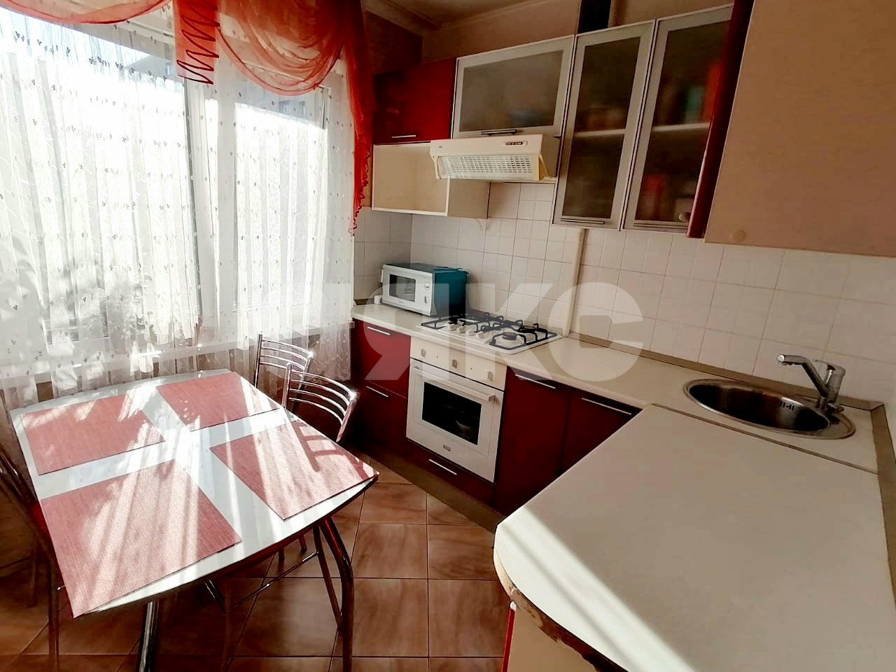 Фото №10: 3-комнатная квартира 70 м² - Сочи, Черёмушки, ул. Свердлова, 70