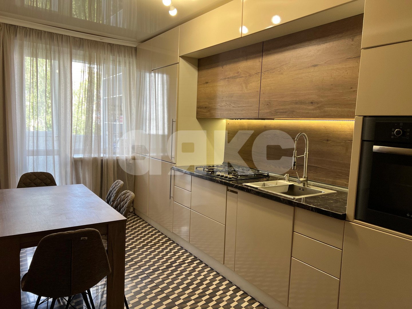 Фото №1: 2-комнатная квартира 60 м² - Ставрополь, № 34, ул. Пирогова, 62/5
