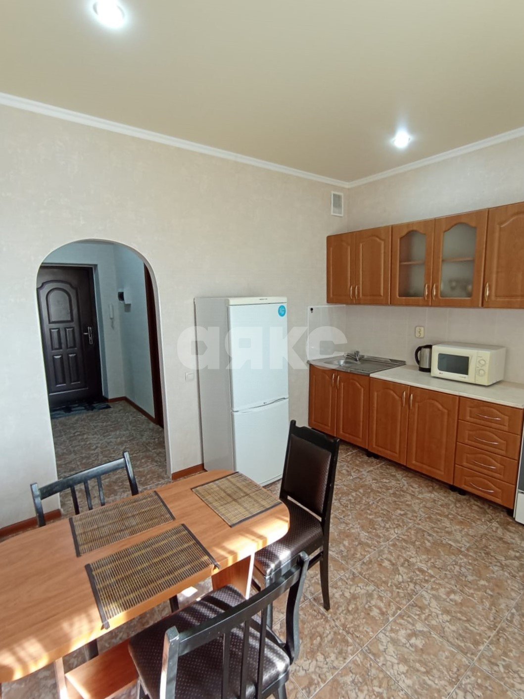 Фото №1: 1-комнатная квартира 40 м² - Ставрополь, № 35, ул. 45-я Параллель
