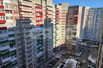 Фото №1: 3-комнатная квартира 90 м² - Ставрополь, мкр. № 29, ул. Доваторцев, 90к1