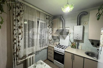 Фото №1: 2-комнатная квартира 49 м² - Армавир, мкр. Черёмушки, ул. Маркова, 323