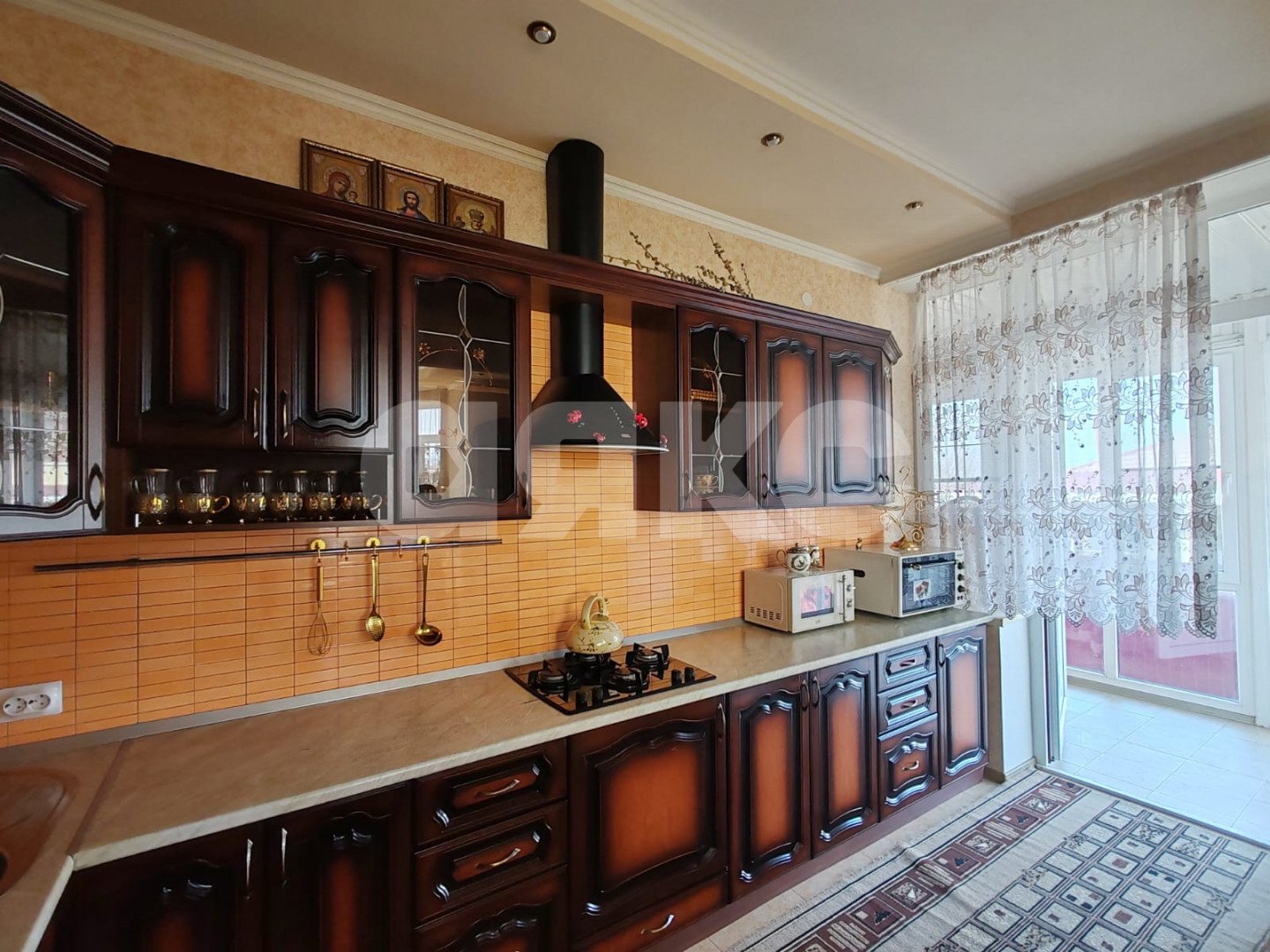 Фото №2: Дом 287 м² + 8.84 сот. - Темрюк, Комсомольский, пер. Курчанский, 12