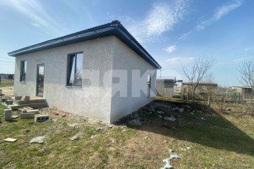 Фото №2: Дом 80 м² - Темрюк, п. Комсомольский, ул. Весёлая