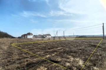Фото №2: Земельный участок под ИЖС - Темрюк, п. Комсомольский, ул. Весёлая