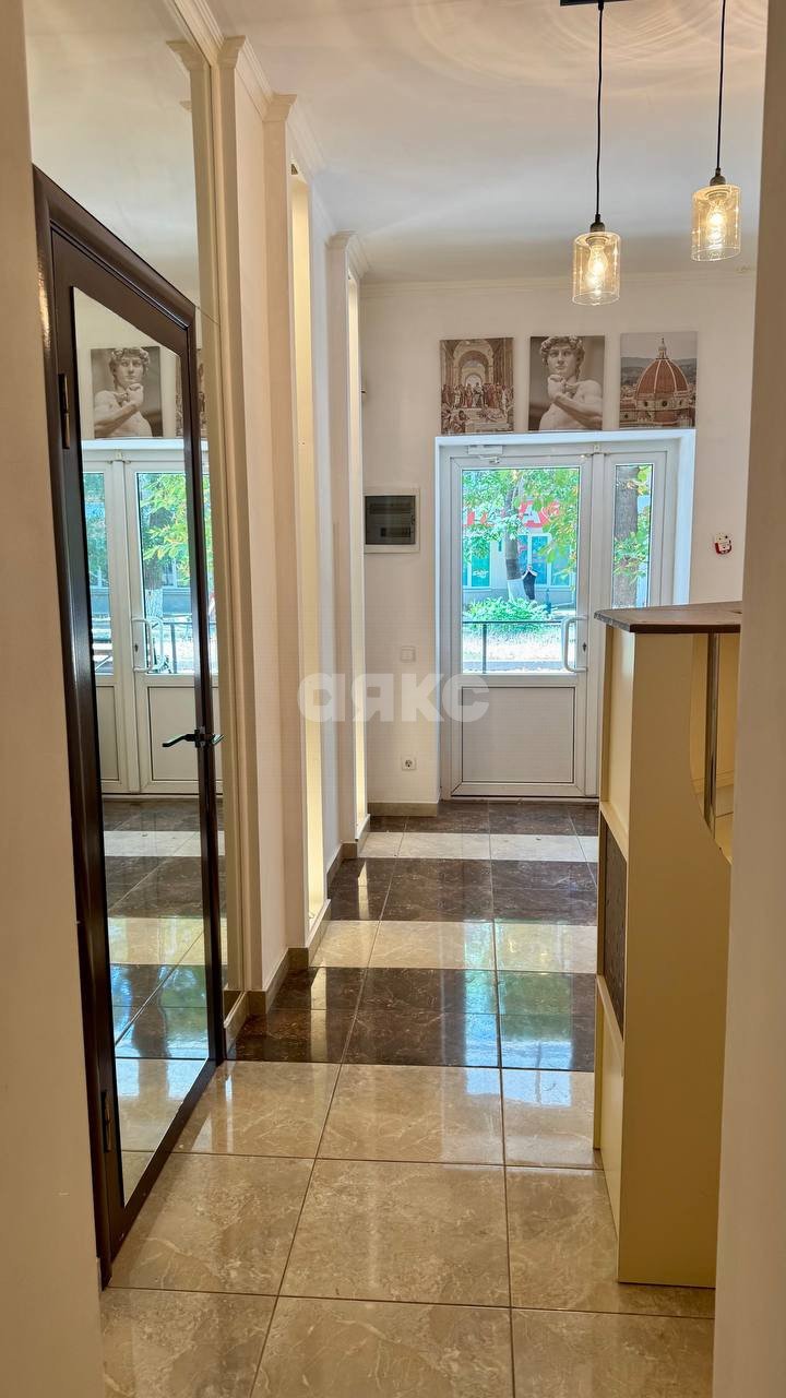 Фото №3: Коммерция 50 м² - Мариуполь, Центральный, ул. Энгельса, 39