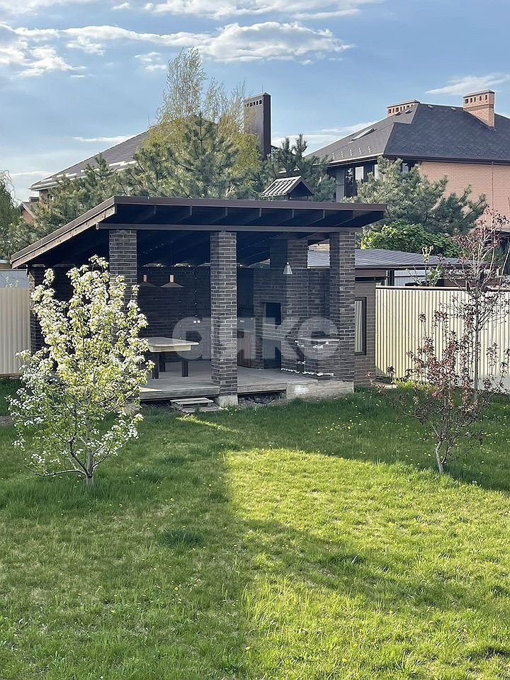 Фото №6: Дом 211 м² + 12 сот. - Красный Крым, коттеджный  Зелёный, ул. Янтарная, 42