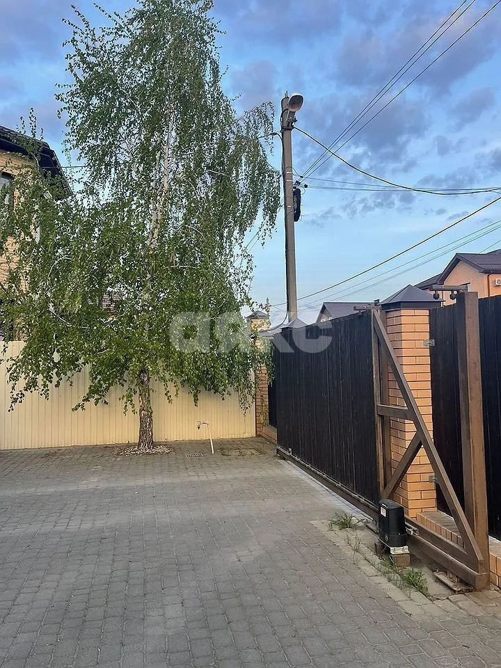 Фото №4: Дом 211 м² + 12 сот. - Красный Крым, коттеджный  Зелёный, ул. Янтарная, 42