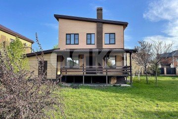 Фото №1: Дом 211 м² - Красный Крым, п. коттеджный  Зелёный, ул. Янтарная, 42