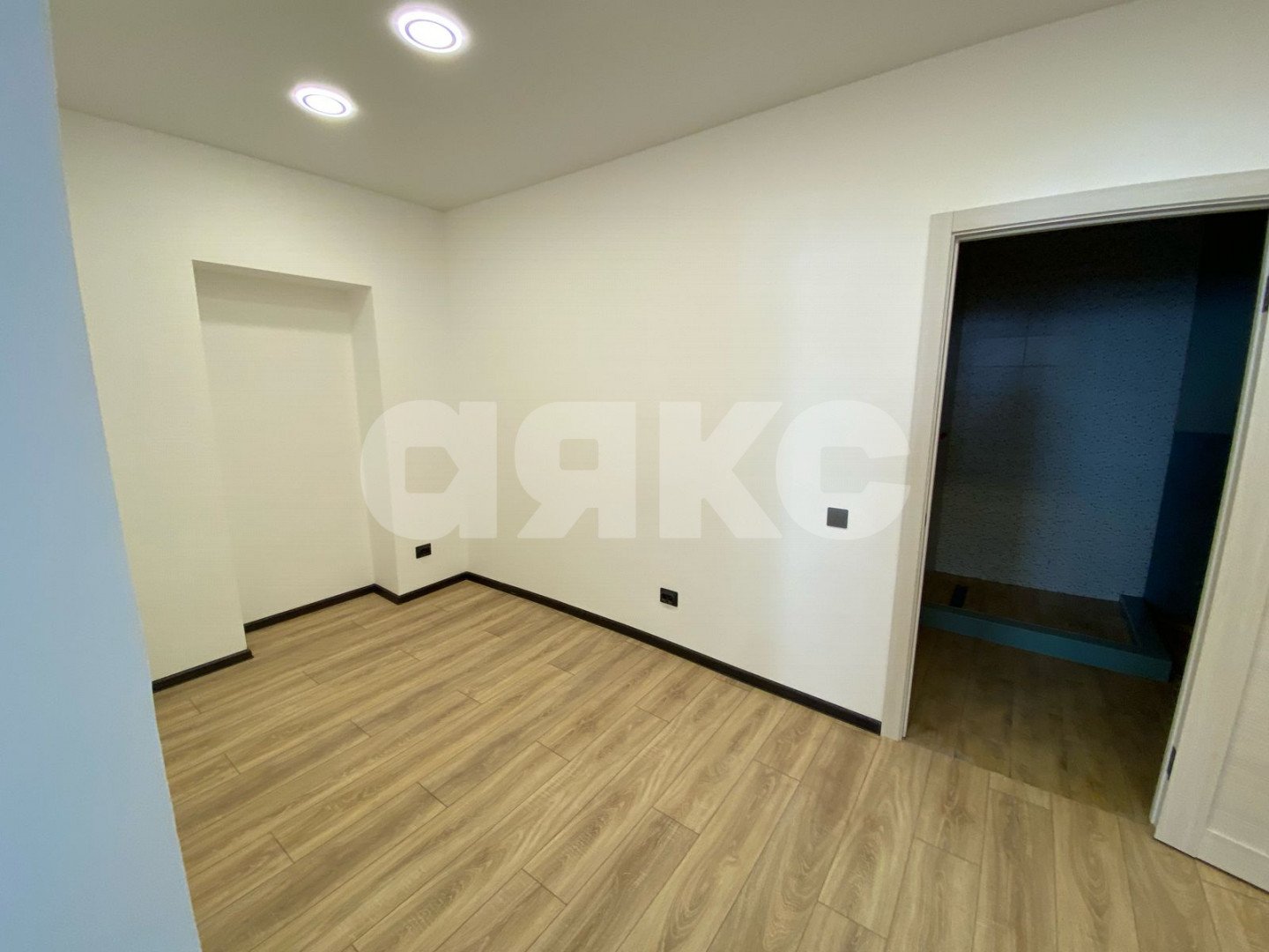 Фото №10: Коммерция 171 м² - Геленджик, ул. Новороссийская, 166Д