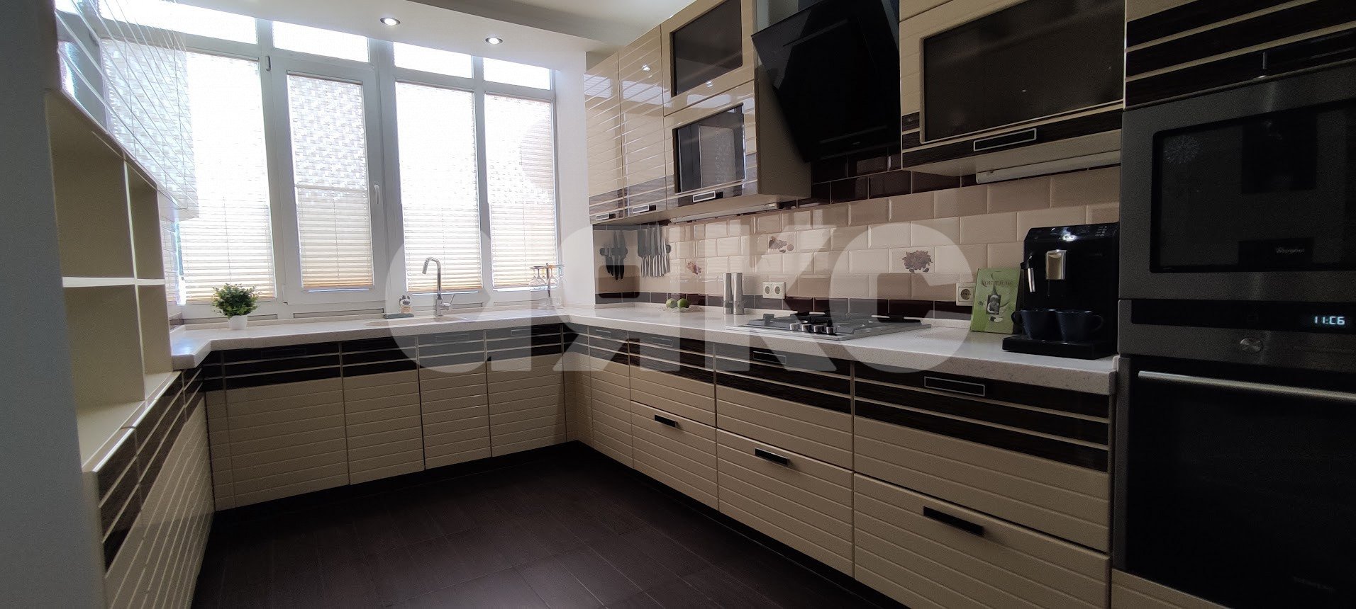 Фото №4: 4-комнатная квартира 107 м² - Геленджик, Парус, ул. Грибоедова, 31
