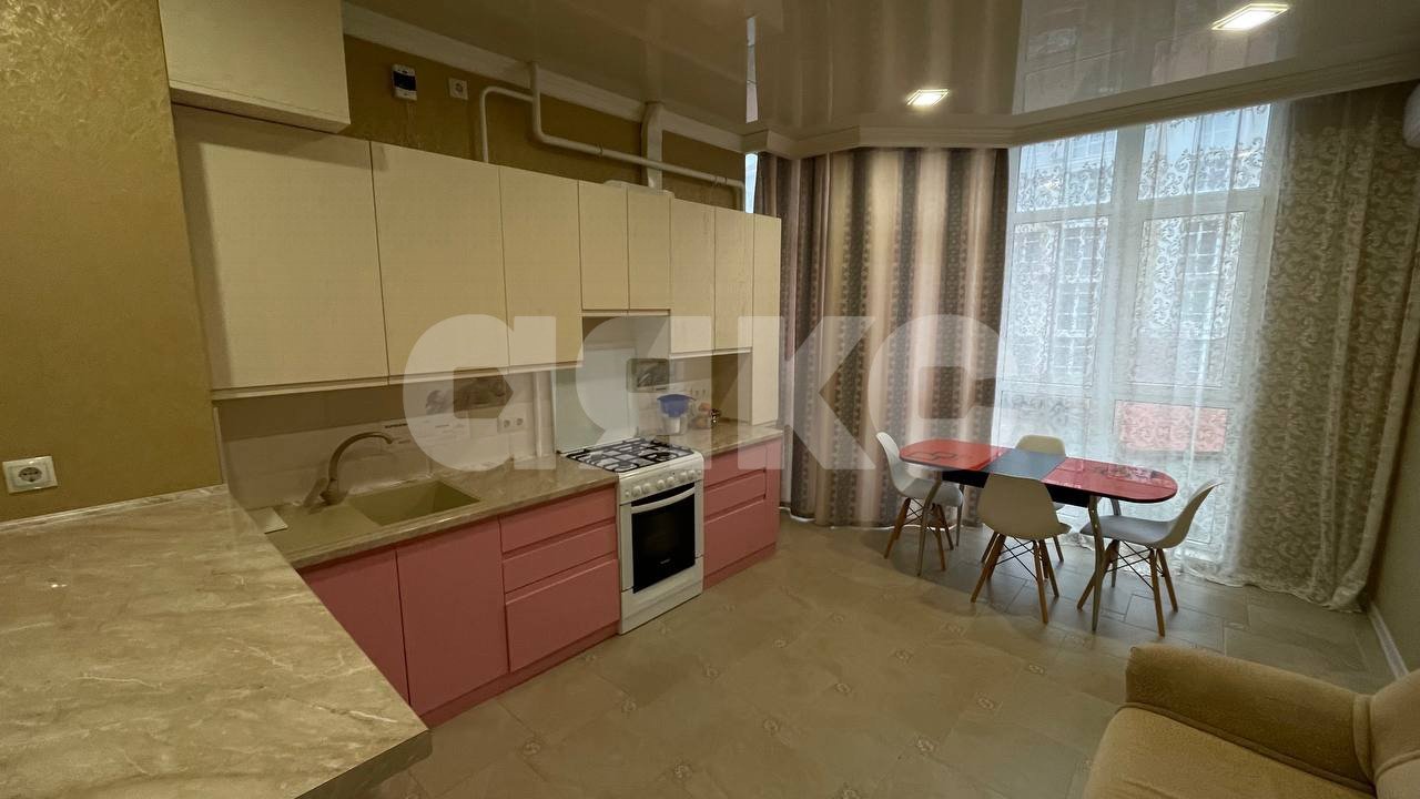 Фото №6: 1-комнатная квартира 58 м² - Геленджик, жилой комплекс Лазурный-2, ул. Верхняя, 4к6