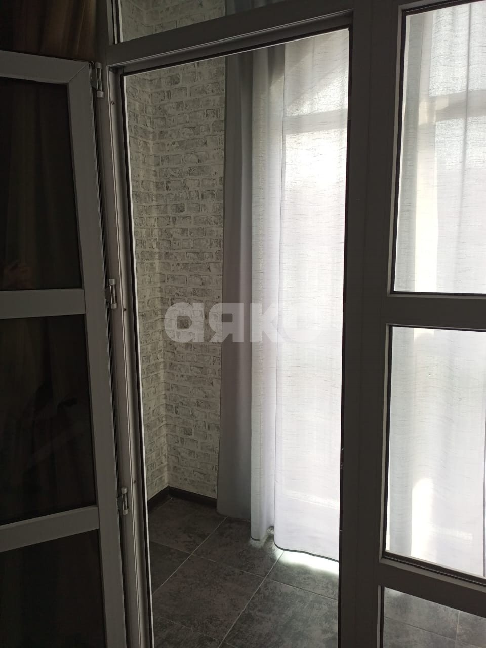 Фото №10: 2-комнатная квартира 55 м² - Геленджик, жилой комплекс Лазурный-2, ул. Верхняя, 4к5