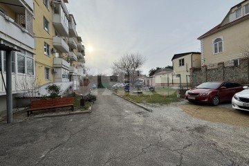 Фото №4: 2-комнатная квартира 50 м² - Геленджик, ул. Садовая, 41