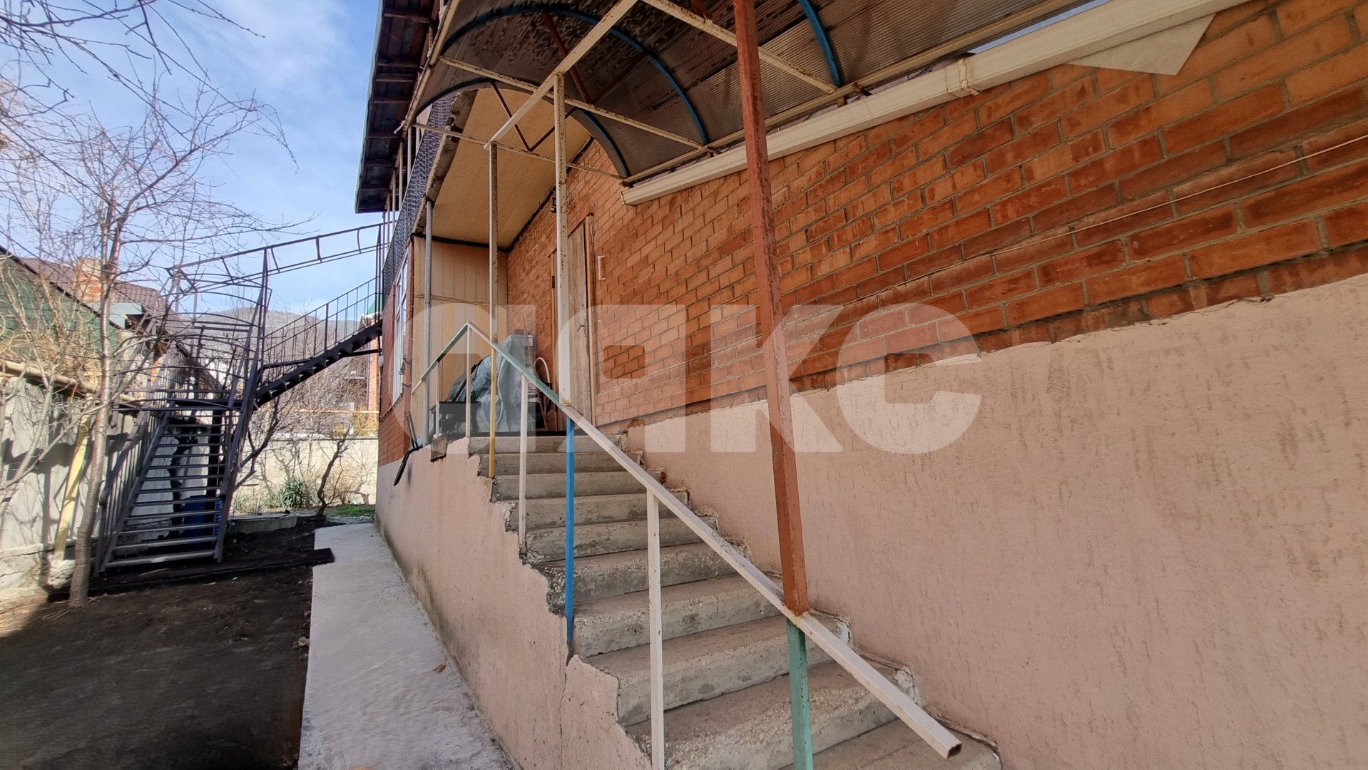 Фото №40: Часть дома 140 м² + 4 сот. - Геленджик, ул. Фрунзе, 12