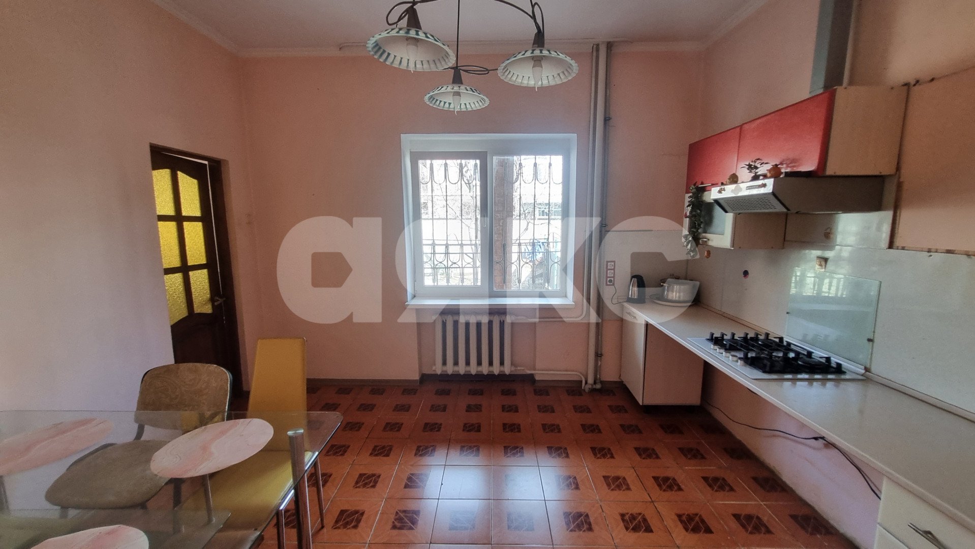 Фото №10: Часть дома 140 м² + 4 сот. - Геленджик, ул. Фрунзе, 12