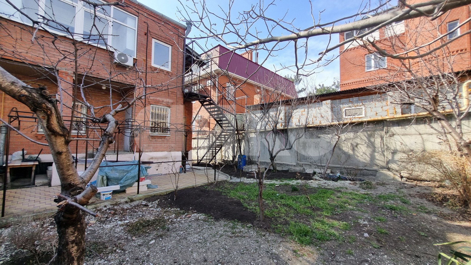 Фото №44: Часть дома 140 м² + 4 сот. - Геленджик, ул. Фрунзе, 12