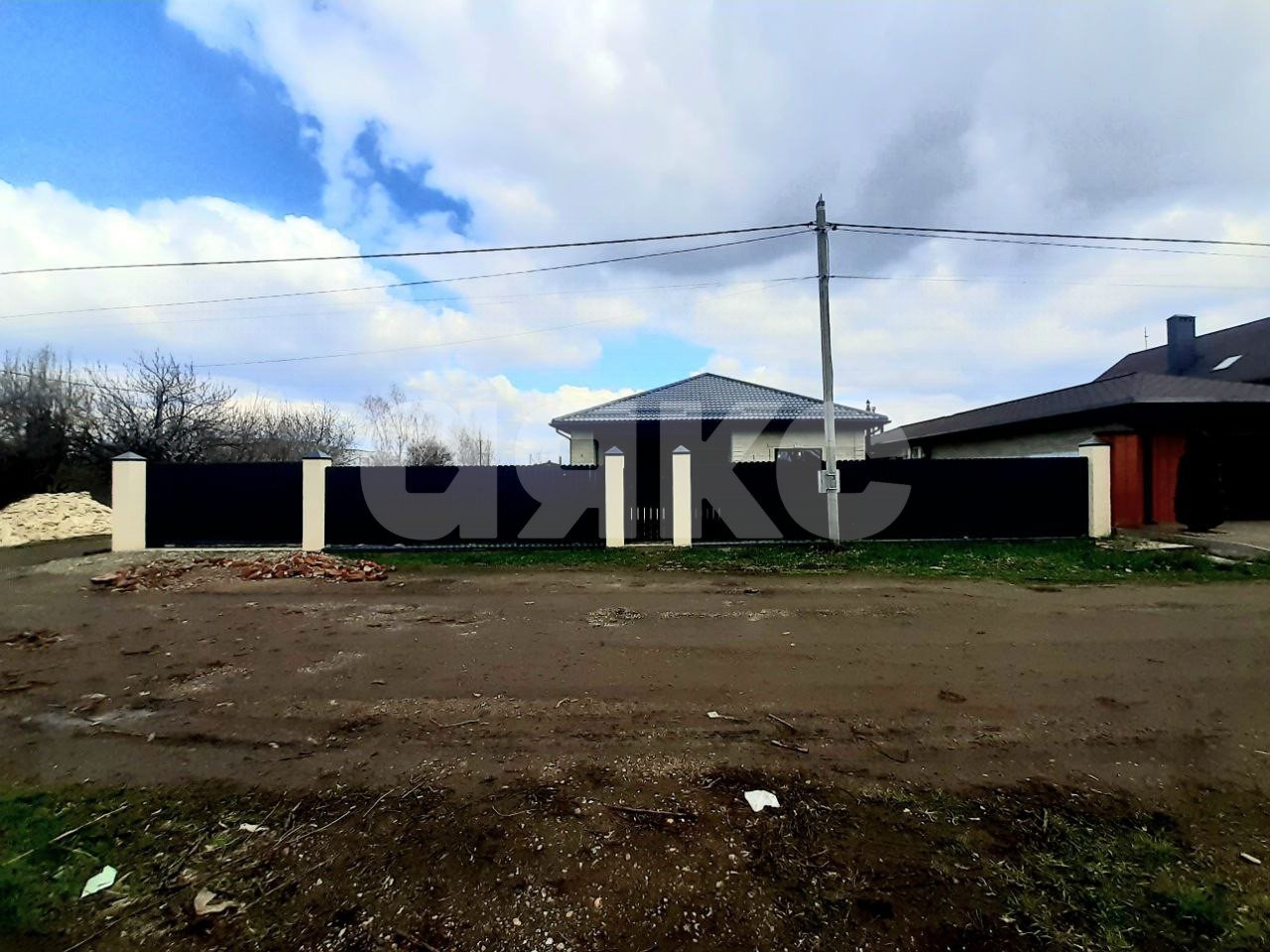 Фото №3: Дом 154 м² + 5.2 сот. - Кореновск, 1-й квартал, ул. Маршала Жукова, 1А