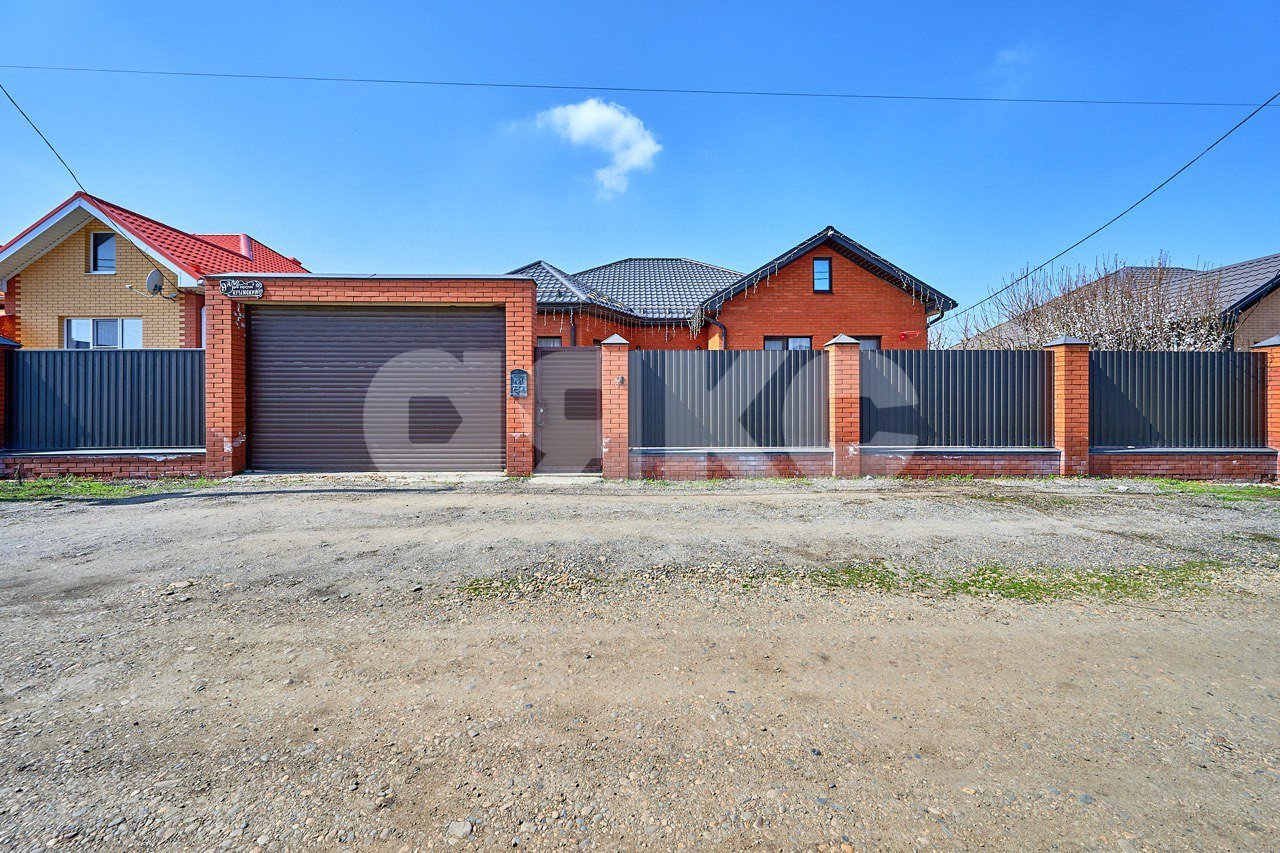 Фото №2: Дом 134 м² + 6 сот. - Кореновск, пер. Крымский, 9А