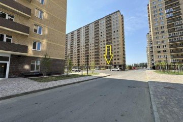 Фото №2: Торговое помещение 45 м² - Краснодар, мкр. жилой комплекс Дыхание, ул. Лётчика Позднякова, 2к20