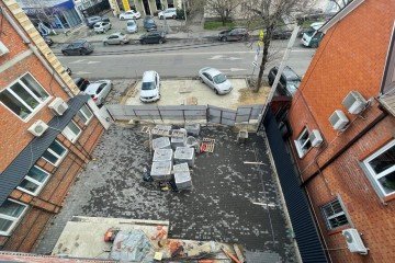 Фото №2: Отдельное здание 500 м² - Краснодар, мкр. Центральный, ул. Индустриальная, 119