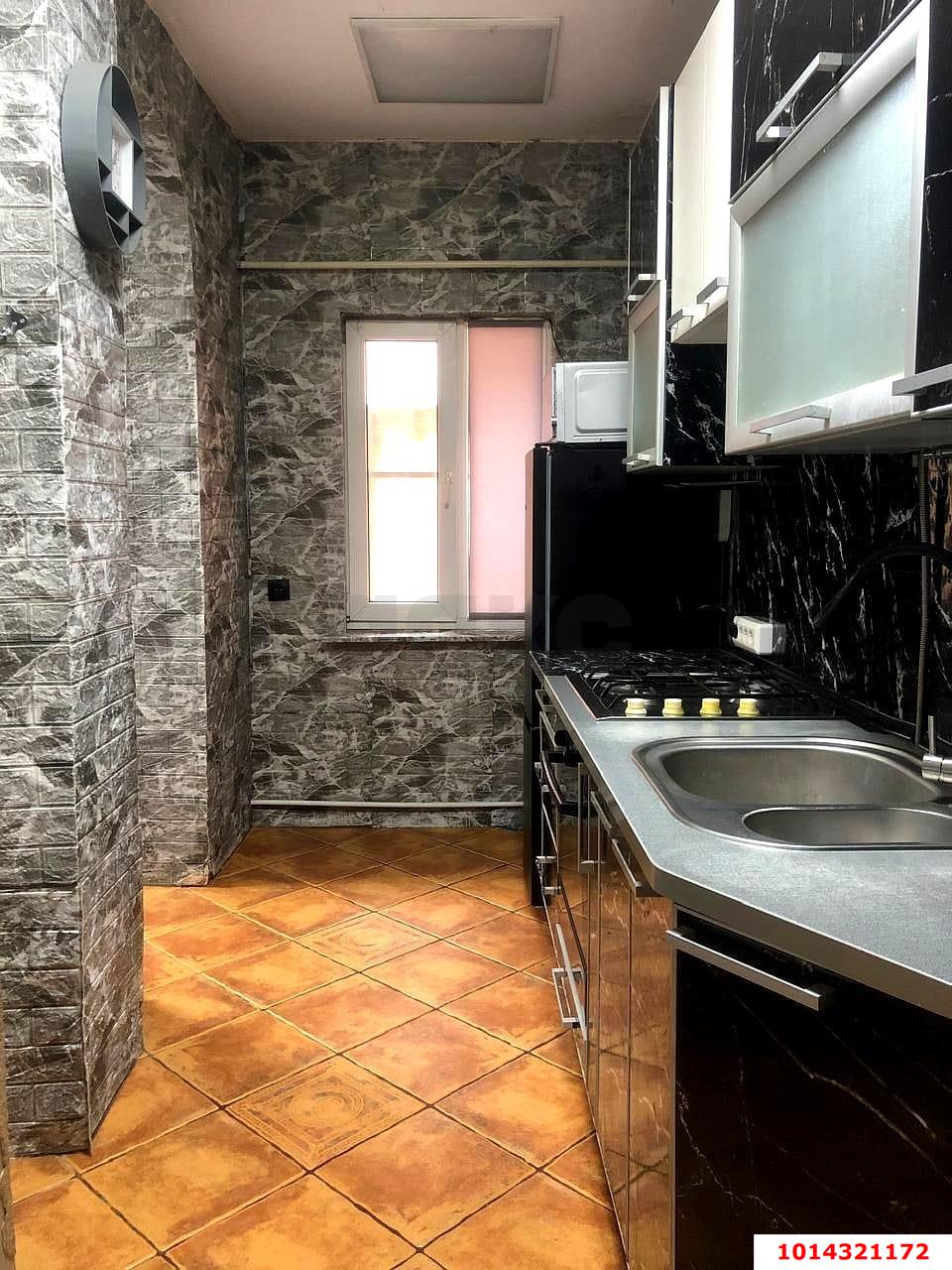 Фото №4: 3-комнатная квартира 52 м² - Краснодар, Славянский, ул. имени Толстого, 40