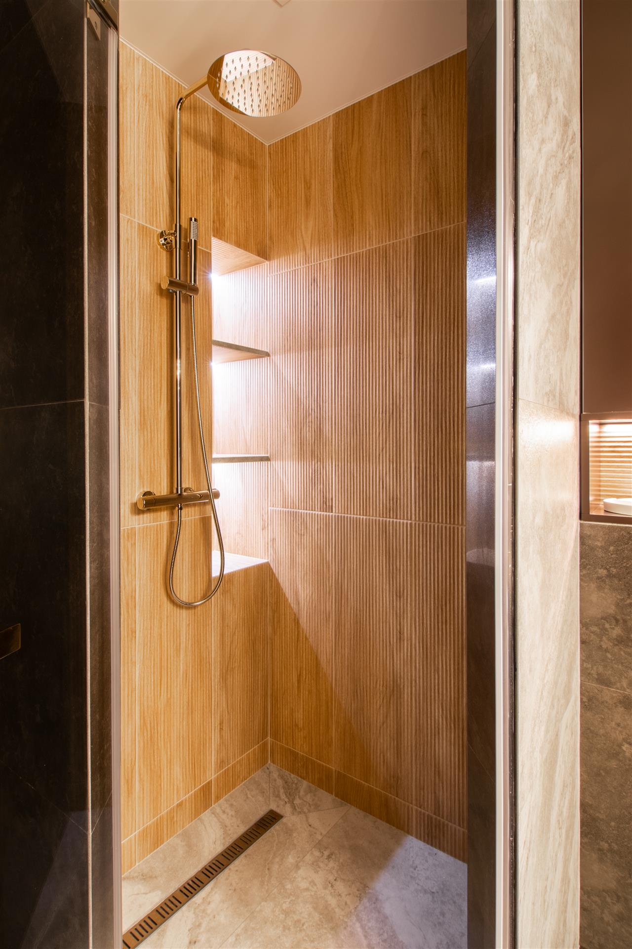 Фото №12: 1-комнатная квартира 40 м² - Краснодар, Карасунский внутригородской округ, мкр. жилой комплекс Сказка Град, ул. имени В.Н. Мачуги, 166Ак2