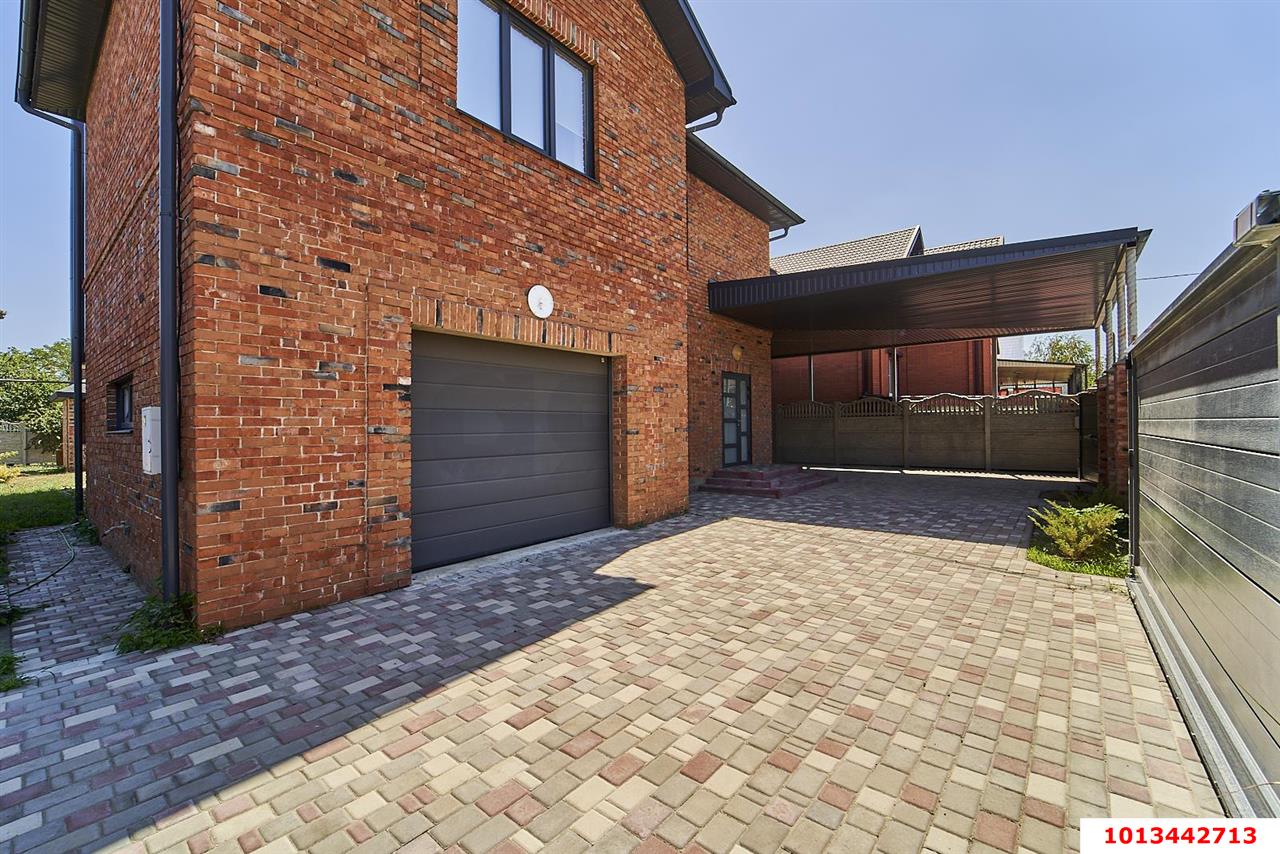 Фото №1: Дом 262 м² + 8 сот. - Краснодар, Сады Калинина, ул. Семёновская, 144