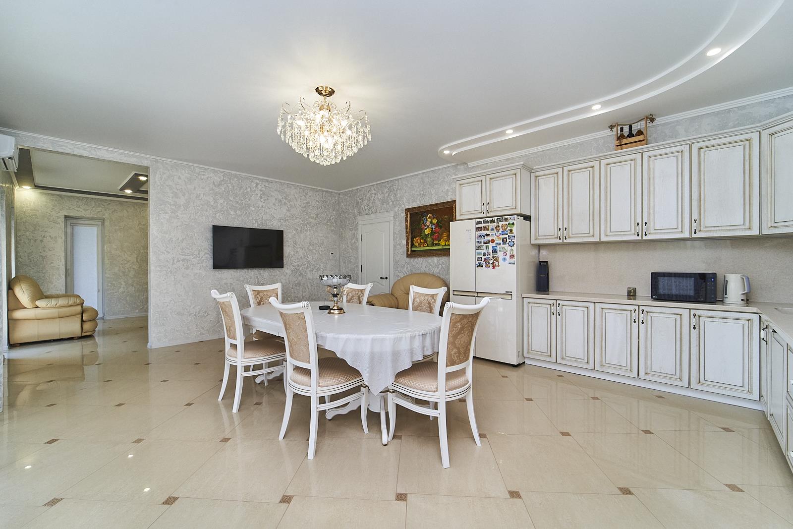 Фото №3: Дом 262 м² + 8 сот. - Краснодар, Прикубанский внутригородской округ, мкр. Сады Калинина, ул. Семёновская, 144