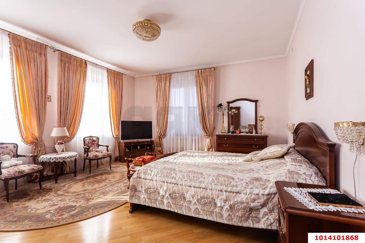 Фото №8: Дом 471 м² + 10 сот. - Краснодар, Новый, ул. Сквозная