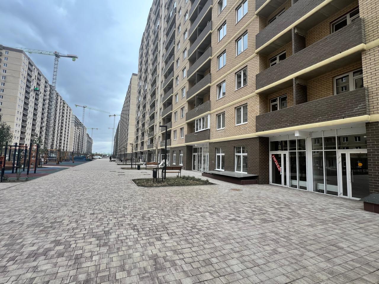 Фото №3: Коммерция 41 м² - Краснодар, Прикубанский внутригородской округ, мкр. жилой комплекс Дыхание, ул. Лётчика Позднякова, 2к22