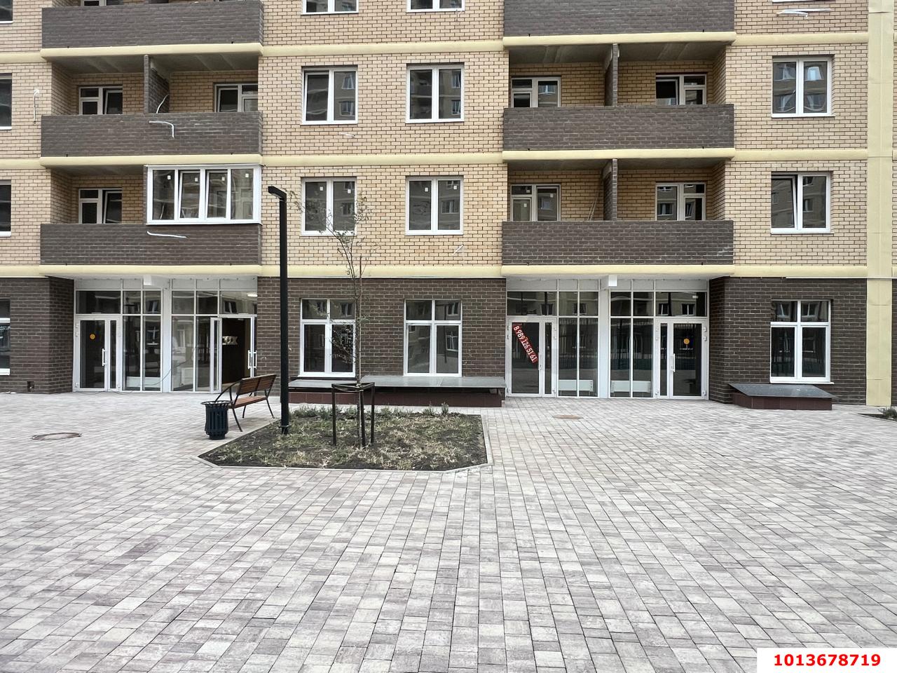 Фото №1: Торговое помещение 42 м² - Краснодар, жилой комплекс Дыхание, ул. Лётчика Позднякова, 2к22