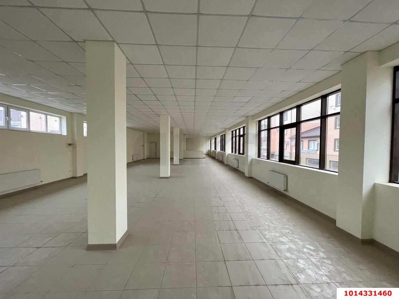 Фото №6: Торговое помещение 653 м² - Яблоновский, ул. Гагарина, 144/1к7