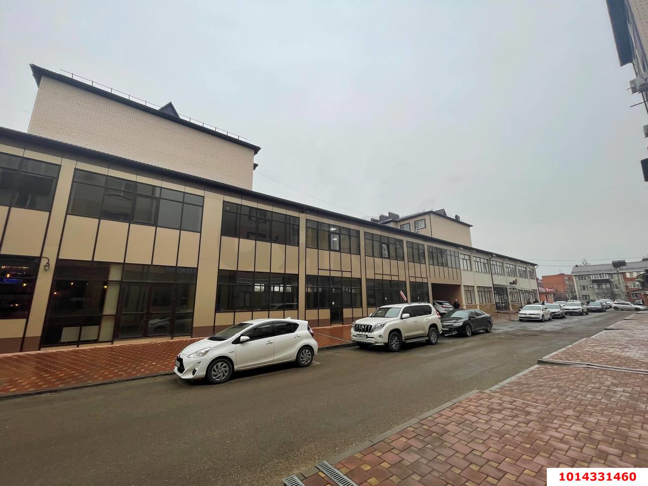 Фото №5: Торговое помещение 653 м² - Яблоновский, ул. Гагарина, 144/1к7