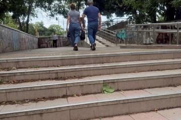 Фото №4: Торговое помещение 41 м² - Краснодар, мкр. Завод Измерительных Приборов, ул. Курчатова, 12