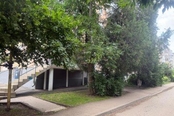 Фото №1: Торговое помещение 31 м² - Краснодар, мкр. Завод Измерительных Приборов, ул. Курчатова, 12