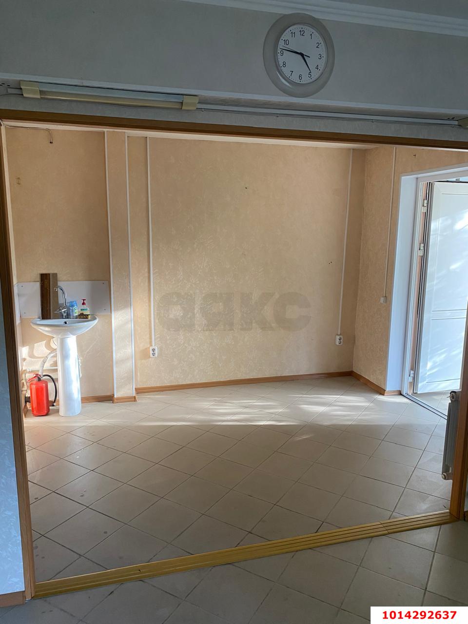 Фото №5: Торговое помещение 31 м² - Краснодар, Завод Измерительных Приборов, ул. Курчатова, 12