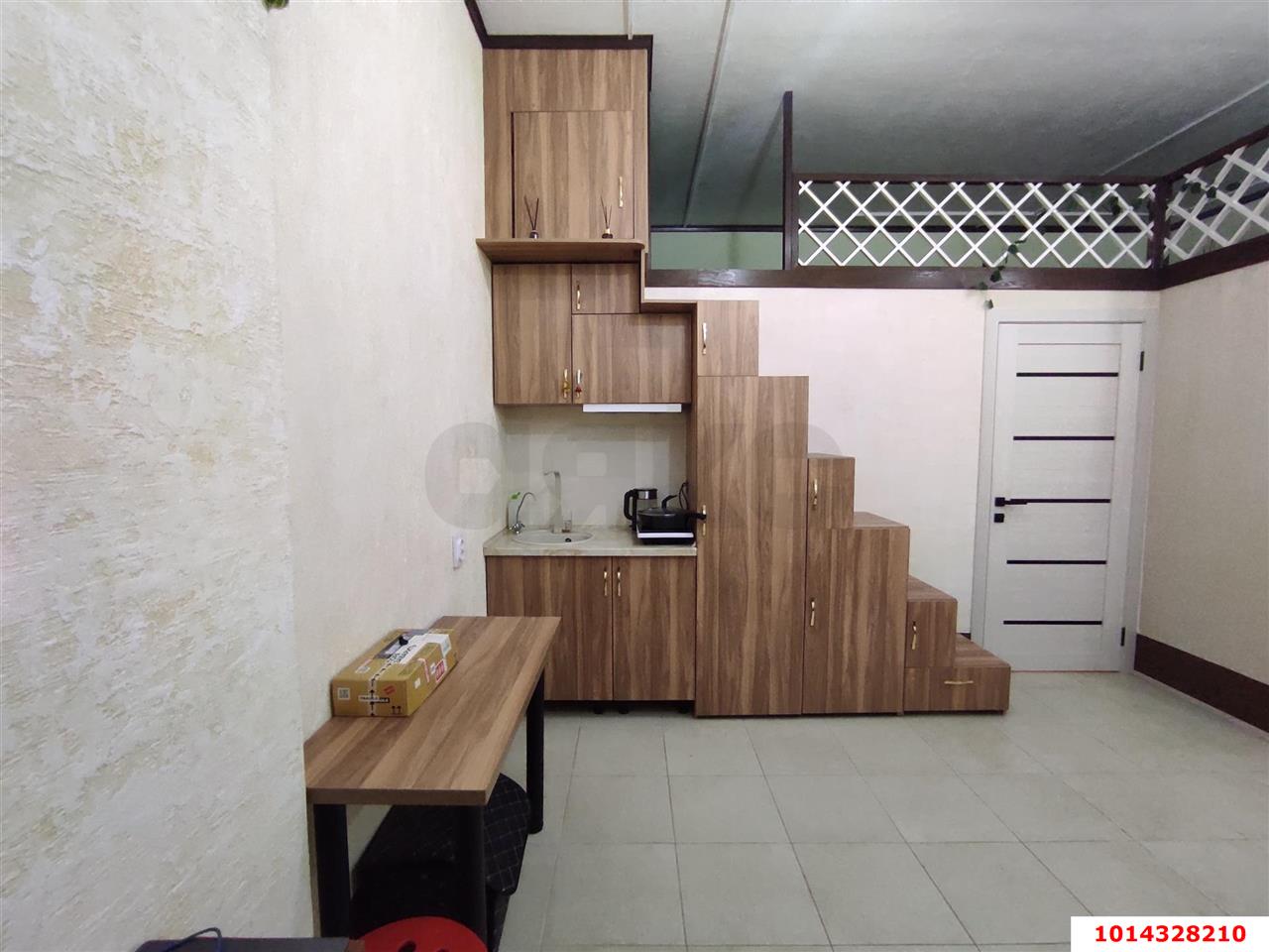 Фото №1: 1-комнатная квартира 32 м² - Краснодар, Завод Радиоизмерительных Приборов, Прикубанский внутригородской округ, мкр. имени Петра Метальникова, ул. Российская, 267к5