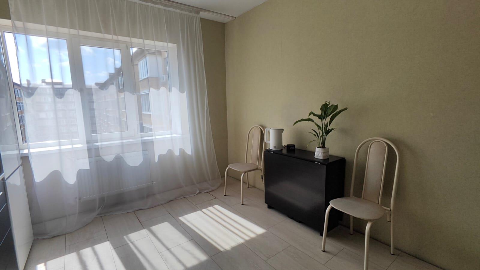 Фото №4: 2-комнатная квартира 61 м² - Краснодар, Прикубанский внутригородской округ, Завод Радиоизмерительных Приборов, мкр. Музыкальный, ул. имени Дунаевского И.И., 22Б