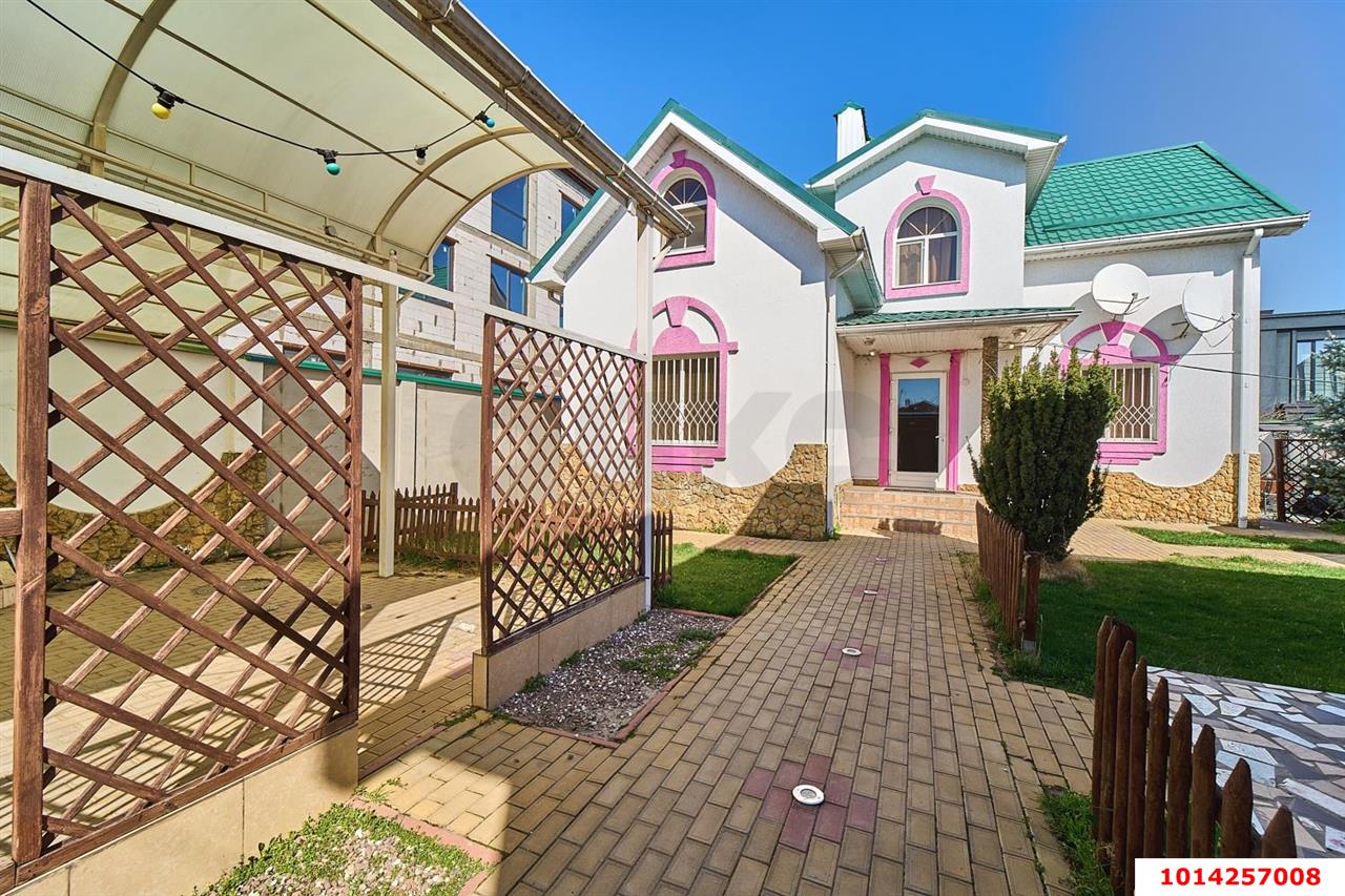 Фото №1: Дом 226 м² + 4.37 сот. - Краснодар, Табачная Фабрика, ул. Дачная, 318