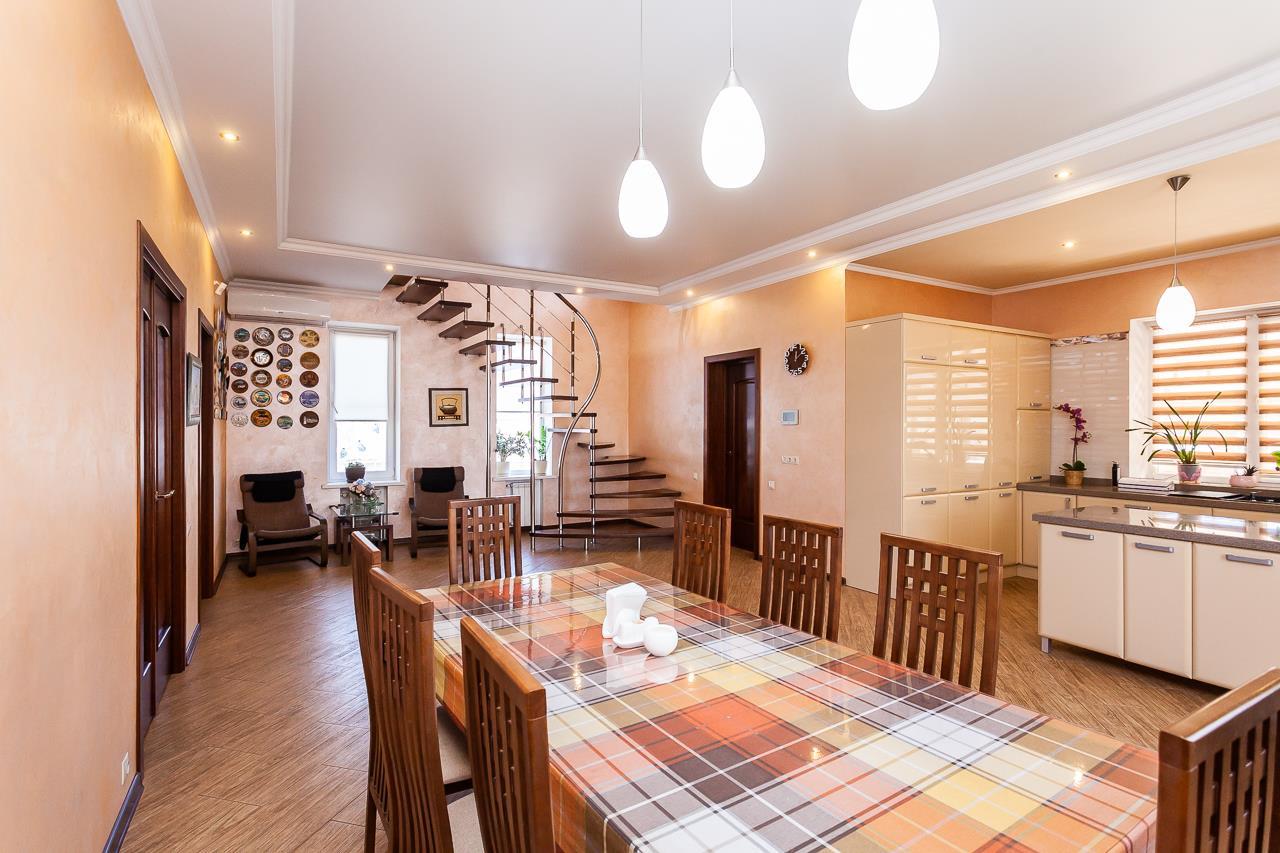 Фото №2: Дом 311 м² + 5 сот. - Краснодар, Карасунский внутригородской округ, ж/м Пашковский, ул. Фадеева, 355